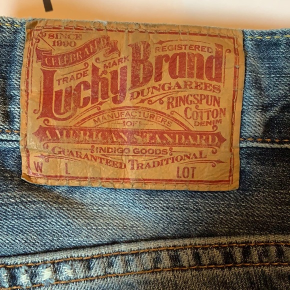 Lucky Brand Relaxed Bootleg Jeans - Picture 4 of 4